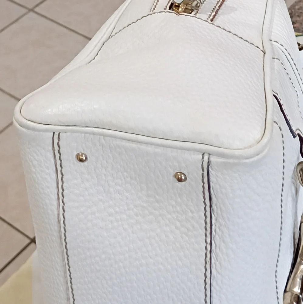 Gucci Leather Hasler Boston White Satchel - Picture 13 of 17
